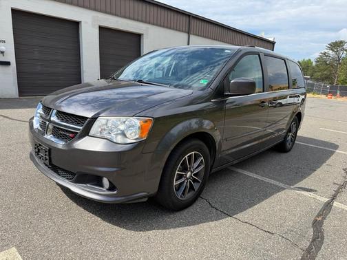 GRAY 2017 Dodge Grand Caravan SXT