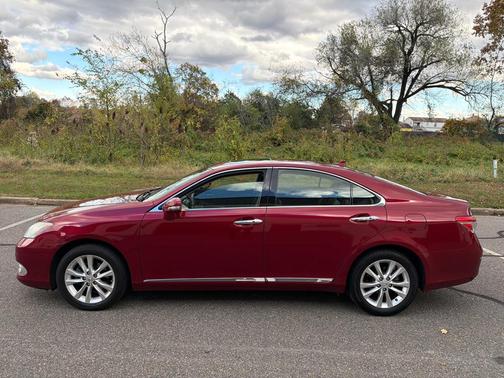 2011 Lexus ES 350 Base