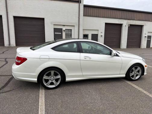 WHITE 2013 Mercedes-Benz C-Class C250