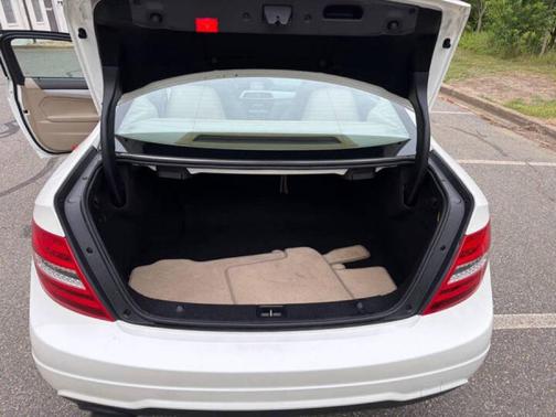 WHITE 2013 Mercedes-Benz C-Class C250
