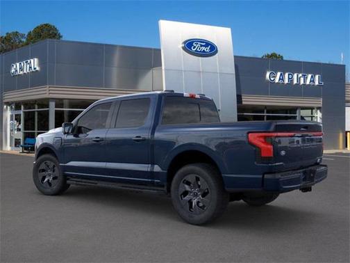 2025 Ford F-150 Lightning LARIAT