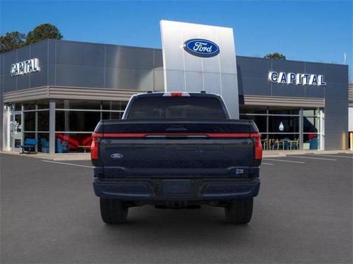 2025 Ford F-150 Lightning LARIAT