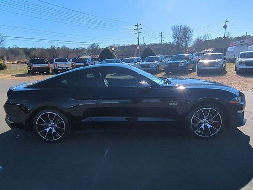 2020 Ford Mustang EcoBoost