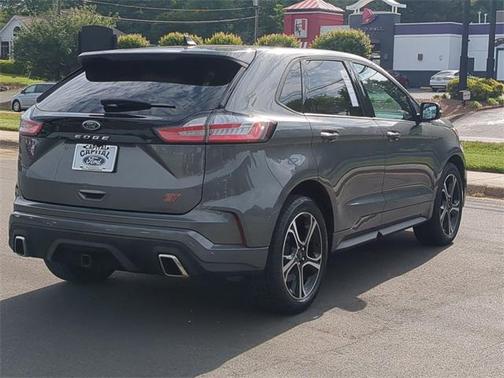 2022 Ford Edge ST