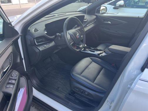2024 Buick Envista Sport Touring FWD