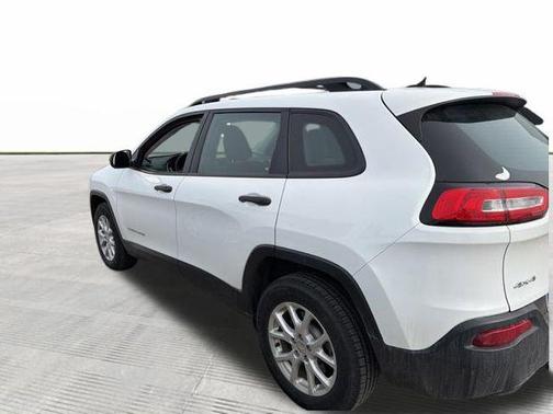 2015 Jeep Cherokee Sport