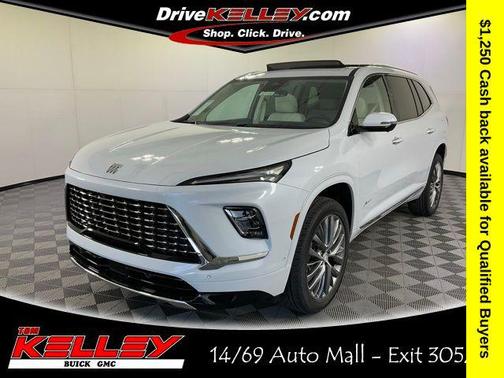Iridescent White Tricoat 2026 Buick Enclave Avenir FWD