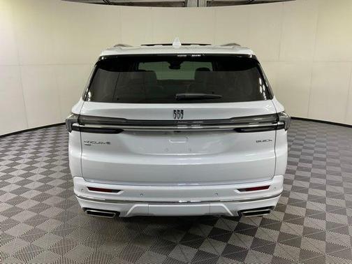 Iridescent White Tricoat 2026 Buick Enclave Avenir FWD