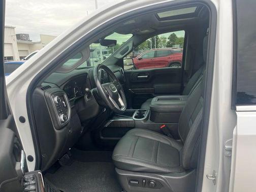 White Frost Tricoat 2021 GMC Sierra 1500 Denali