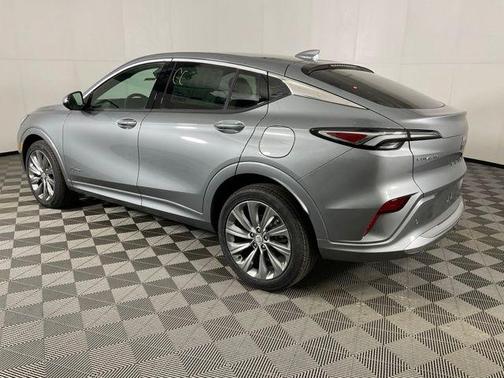 Gray Metallic 2026 Buick Envista Avenir FWD