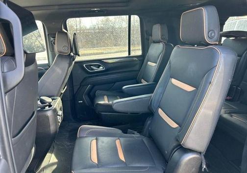 2024 GMC Yukon XL 4WD AT4