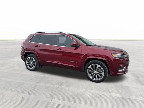 2019 Jeep Cherokee Overland