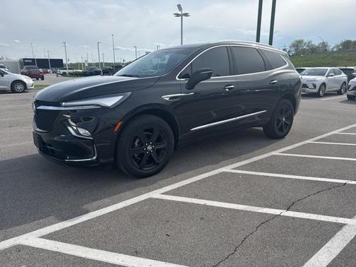 2023 Buick Enclave Essence AWD