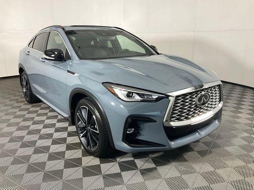 2023 INFINITI QX55 LUXE