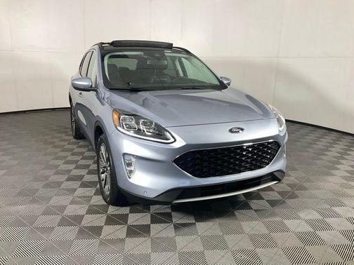 2022 Ford Escape Titanium