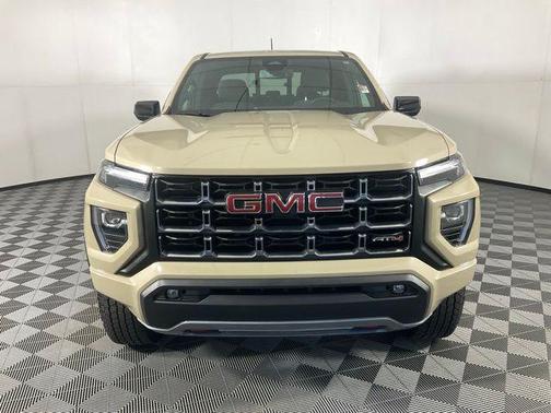 2024 GMC Canyon Base