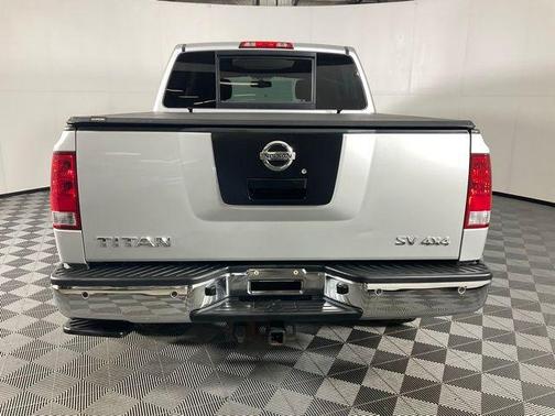 2012 Nissan Titan SV