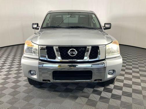 2012 Nissan Titan SV