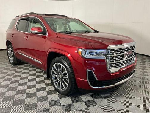 2020 GMC Acadia Denali