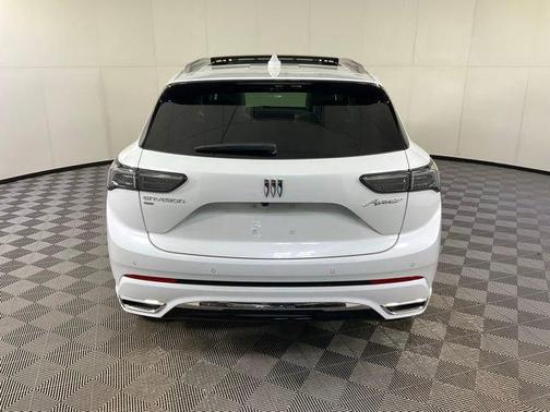 Iridescent White Tricoat 2026 Buick Envision Avenir AWD
