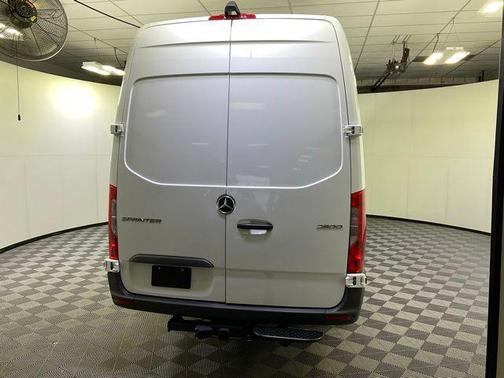 2025 Mercedes-Benz Sprinter 2500 High Roof