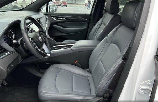 2024 Buick Enclave Essence FWD