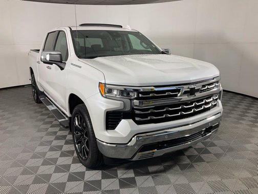 Iridescent Pearl Tricoat 2023 Chevrolet Silverado 1500 LTZ