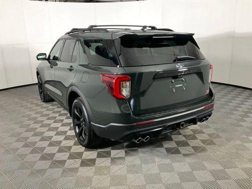 Forged Green Metallic 2022 Ford Explorer ST