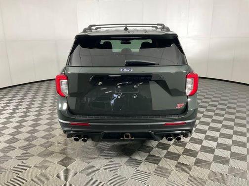 Forged Green Metallic 2022 Ford Explorer ST