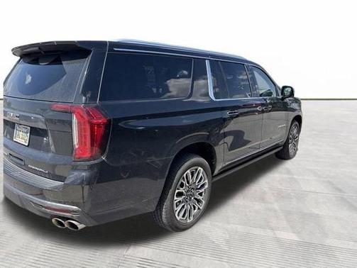 Onyx Black 2023 GMC Yukon XL Denali Ultimate