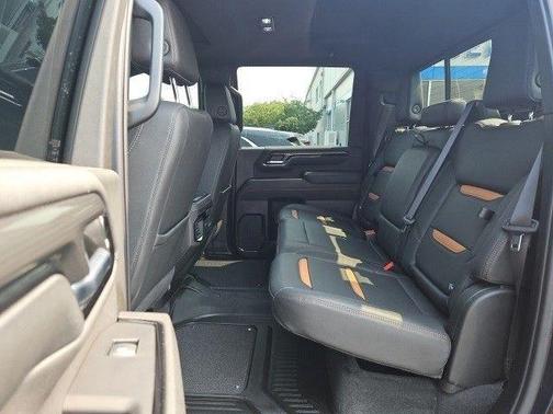 2024 GMC Sierra 2500 AT4