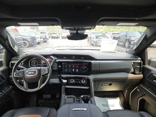 2024 GMC Sierra 2500 AT4