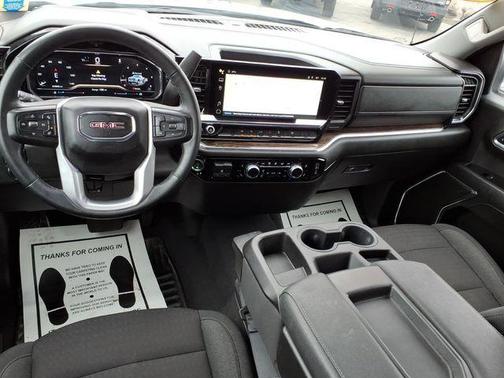 2024 GMC Sierra 1500 SLE