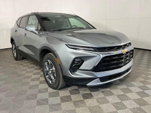 Sterling Gray Metallic 2025 Chevrolet Blazer 2LT
