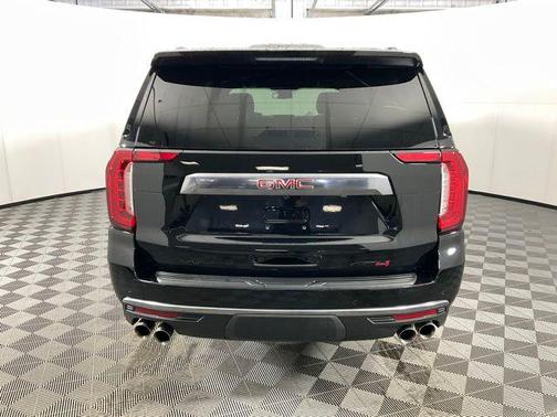 2024 GMC Yukon XL AT4