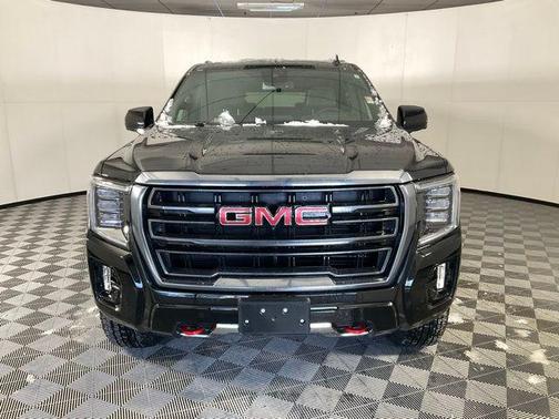 2024 GMC Yukon XL AT4