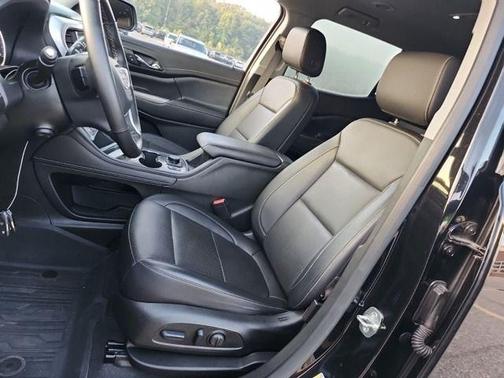 2023 GMC Acadia FWD SLT