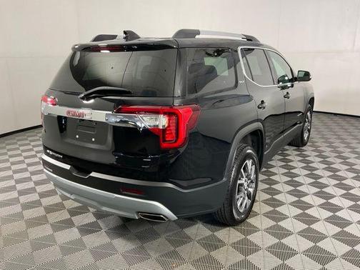2023 GMC Acadia FWD SLT
