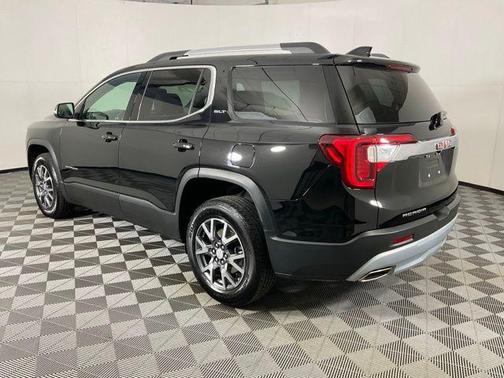 2023 GMC Acadia FWD SLT