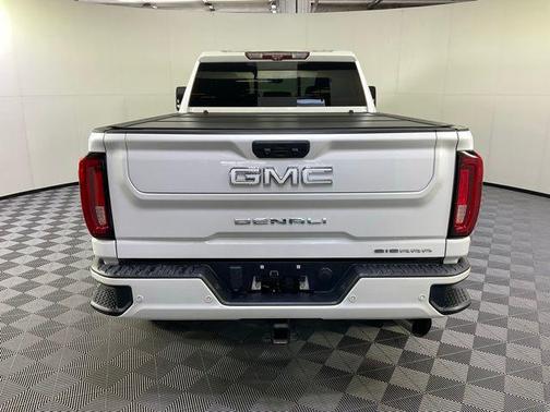 2020 GMC Sierra 2500 Denali