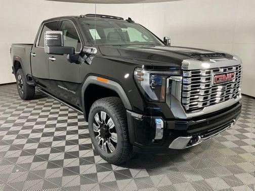 2025 GMC Sierra 2500 Denali