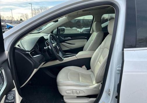 2023 Buick Enclave Essence FWD