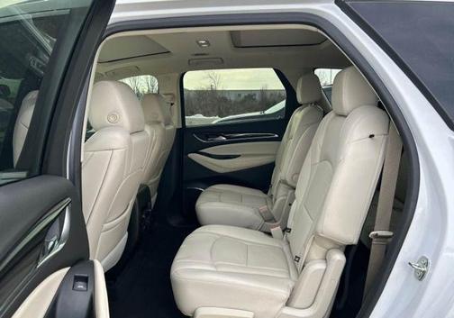 2023 Buick Enclave Essence FWD