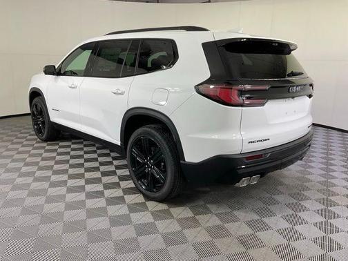 2026 GMC Acadia Elevation FWD