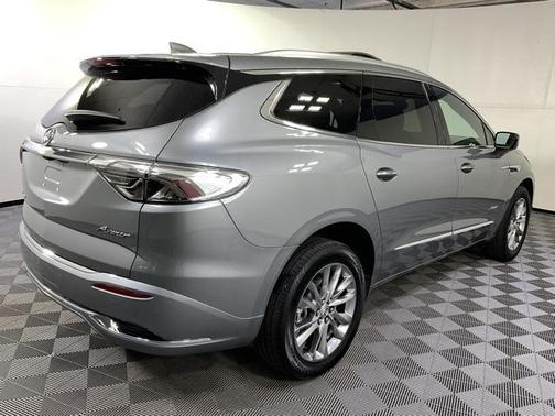 2024 Buick Enclave Avenir FWD