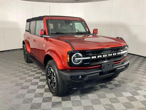 2022 Ford Bronco Outer Banks