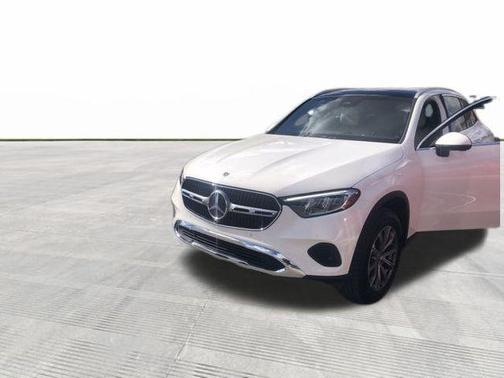 2025 Mercedes-Benz GLC 300 4MATIC