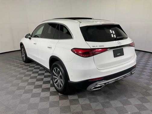 2025 Mercedes-Benz GLC 300 4MATIC