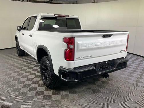 Summit White 2024 Chevrolet Silverado 1500 ZR2