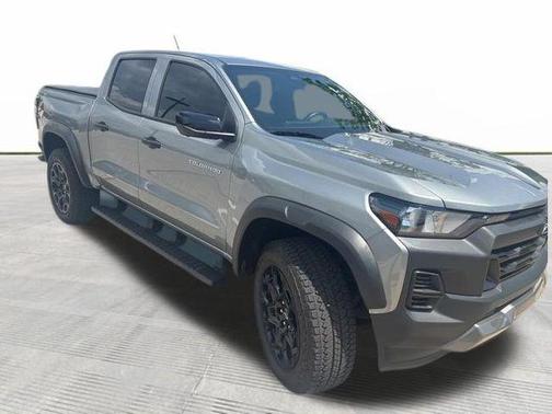 Sterling Gray Metallic 2026 Chevrolet Colorado Trail Boss